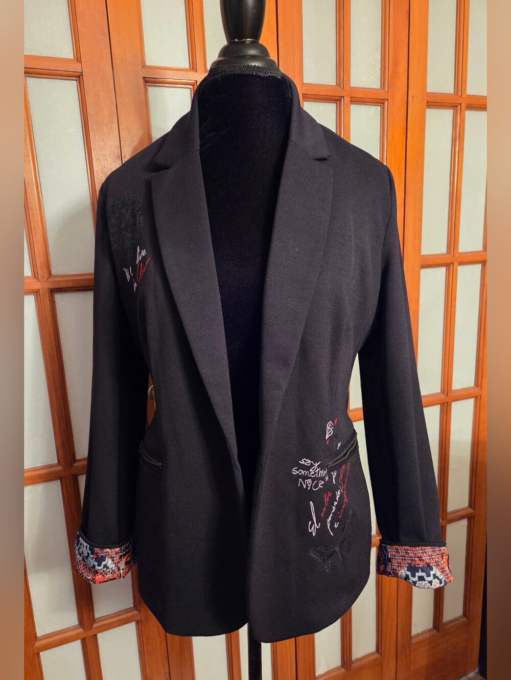 Desigual Black Open-Front Blazer with Embroidered Details and Patterned Cuffs